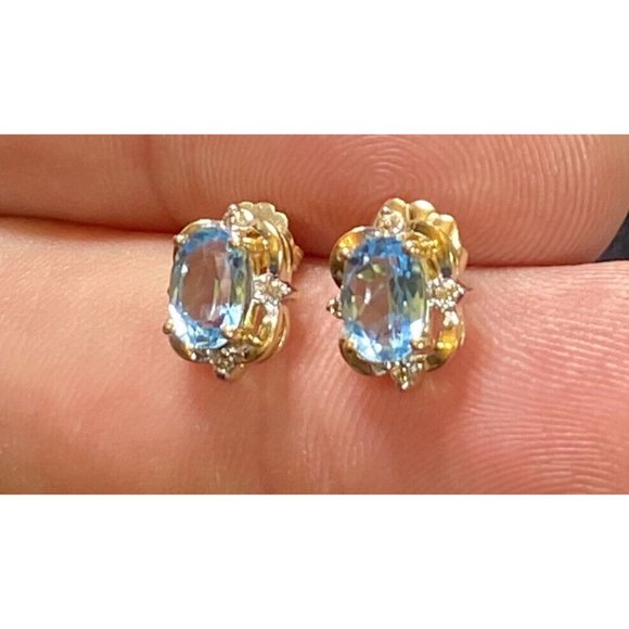 EMA 14k Gold Aquamarine & Diamond Earrings Oval Cut Fine 1/2 in 2.2 Grams - Picture 4 of 7